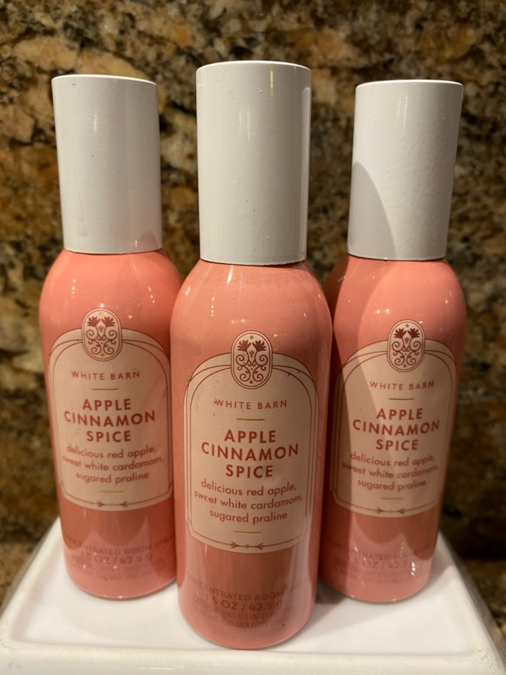 3) “APPLE CINNAMON SPICE” Concentrated Room Sprays, ea 1.5 oz / 42.5 g, B&BW NWT